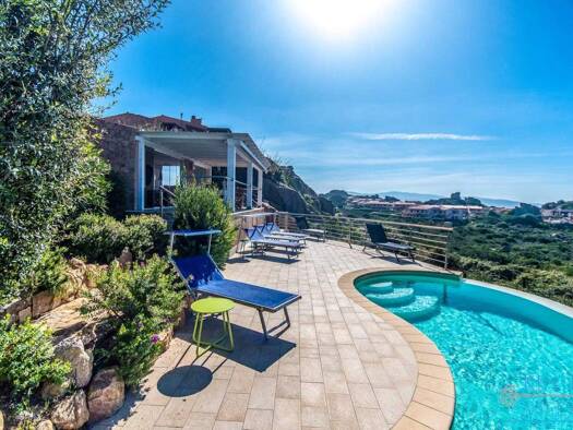 Villa zum Kauf 749.000 € 7 Zimmer 170 m² 500 m² Grundstück Meerblick Sassari 07100