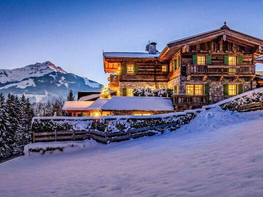 Einfamilienhaus zum Kauf 8 Zimmer 606 m² 1.002 m² Grundstück St. Johann in Tirol 6380