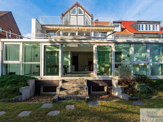 Doppelhaushälfte zum Kauf 1.499.000 € 10 Zimmer 226,7 m² 575 m² Grundstück frei ab sofort Benrath Düsseldorf Benrath 40597