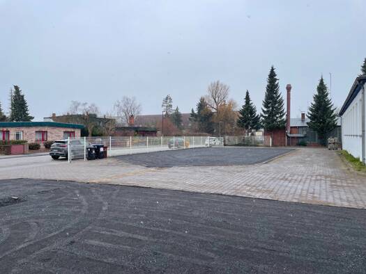 Grundstück zur Miete 2.000 m² Grundstück Lübeck 23568