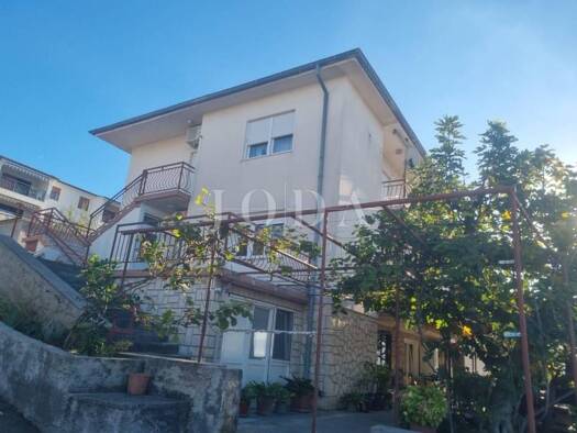 Haus zum Kauf 799.000 € 12 Zimmer 325 m² Novi Vinodolski