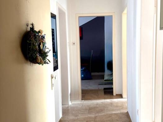 Wohnung zur Miete 650 € 3 Zimmer 65 m² 1. Geschoss frei ab sofort Badstraße 6 Zirndorf 90513