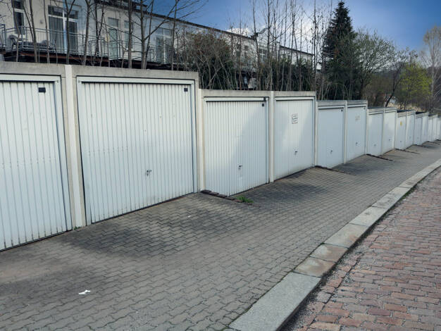 Garage zur Miete 69 € Sidonienstr. 7a+b Werdau Werdau 08412