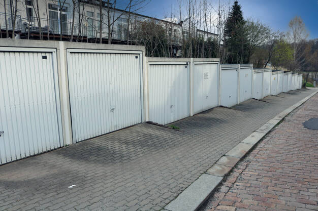Garage zur Miete 69 € Sidonienstr. 7a+b Werdau Werdau 08412
