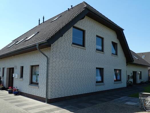 Wohnung zur Miete 750 € 3 Zimmer 92 m² frei ab 01.05.2026 Golzwarden Brake (Unterweser) 26919