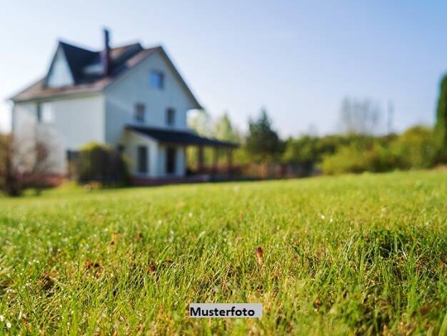 Einfamilienhaus zum Kauf 253.000 € 5 Zimmer 142,7 m² 707 m² Grundstück Grub Grub a.Forst 96271