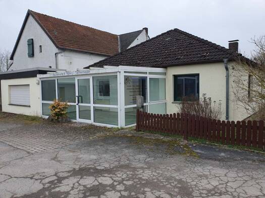 Büro zur Miete provisionsfrei 520 € 4 Zimmer 115 m² Bürofläche Billerbecker Straße 98 Steinheim 32839