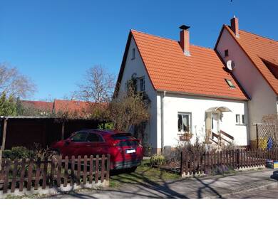 Haus zum Kauf 150.000 € 3 Zimmer 76 m² 489 m² Grundstück Leuna Leuna 06237