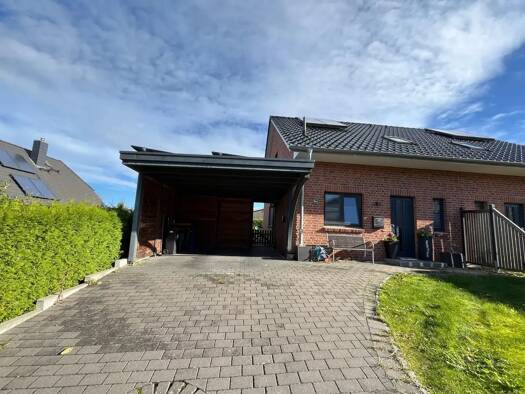 Doppelhaushälfte zum Kauf provisionsfrei 398.000 € 4 Zimmer 100 m² 335 m² Grundstück Sülfeld Sülfeld 23867