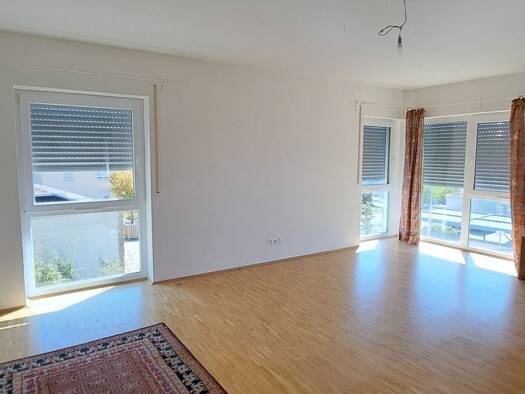 Wohnung zur Miete 1.200 € 3 Zimmer 115 m² Geschoss 1/3 frei ab sofort Eibelstadt 97246