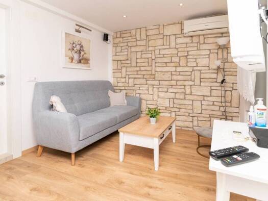 Wohnung zum Kauf 1.000 € 2 Zimmer 48 m² Dubrovnik