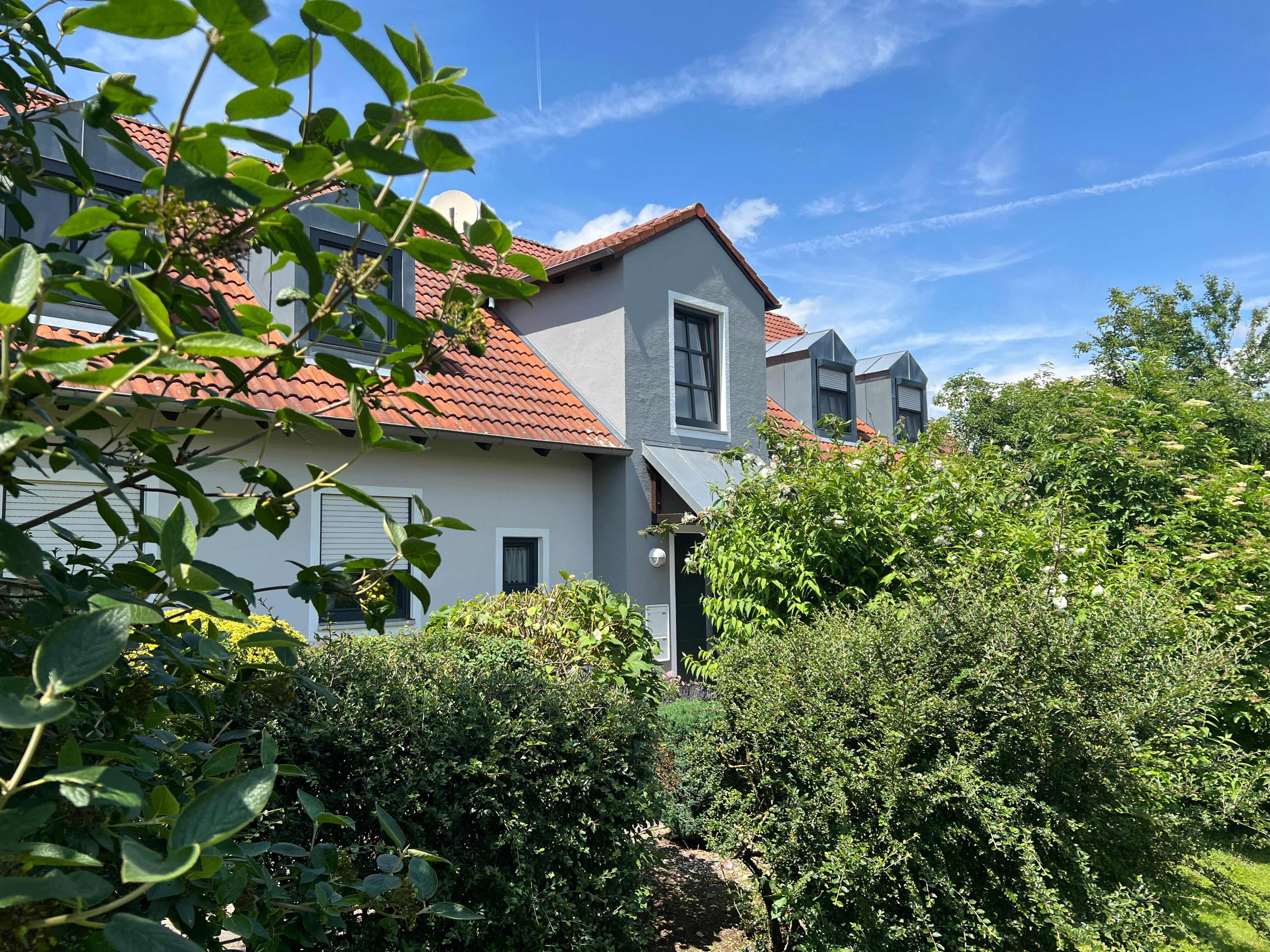 Mehrfamilienhaus zum Kauf als Kapitalanlage geeignet 10 Zimmer 310 m²<br/>Wohnfläche 1.470 m²<br/>Grundstück Auhof Mintraching 93098