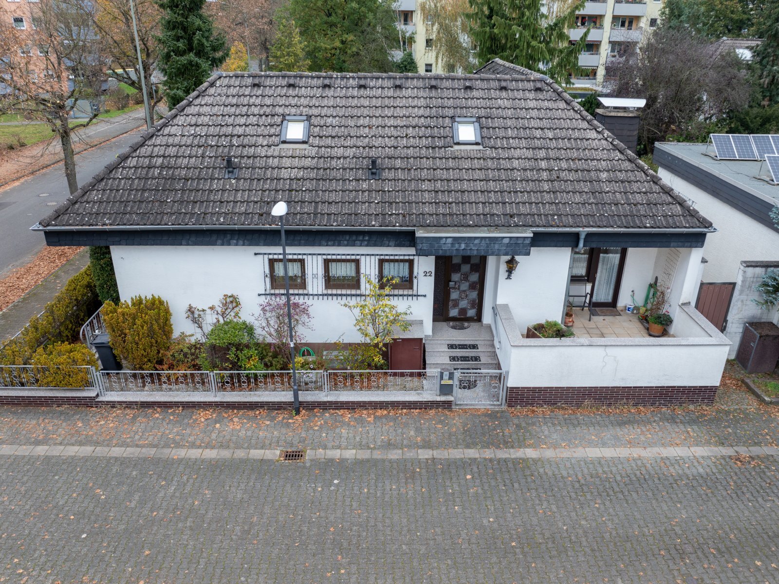 Einfamilienhaus zum Kauf 429.000 € 5 Zimmer 161 m²<br/>Wohnfläche 384 m²<br/>Grundstück Bieber Offenbach am Main 63073