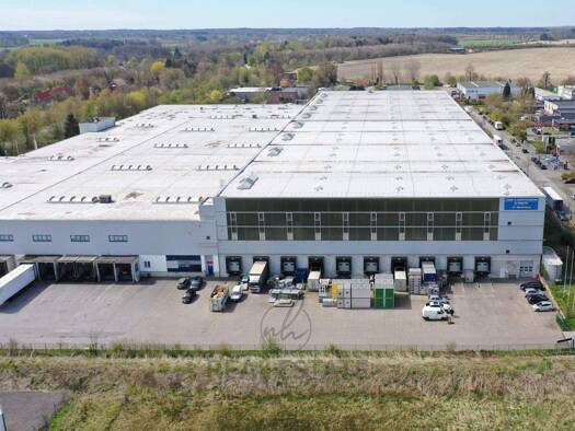 Lagerhalle zur Miete 18.600 m² Lagerfläche teilbar von 5.500 m² bis 18.600 m² Bad Oldesloe 23843