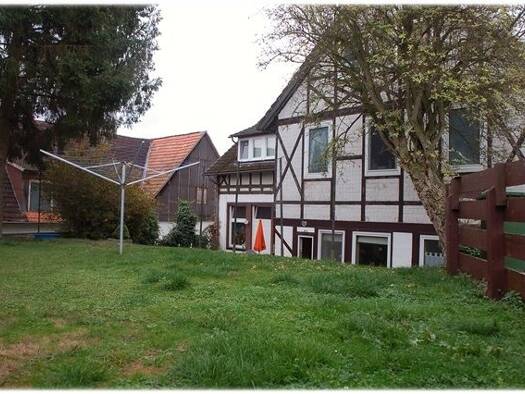 Wohnung zum Kauf 89.000 € 6 Zimmer 200 m² Berndorf Twistetal 34477