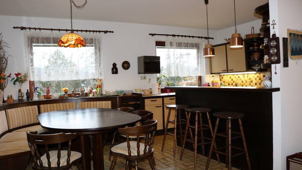 Haus zur Miete Wohnen auf Zeit 1.524 € 3 Zimmer 86 m² frei ab sofort Wien 1130