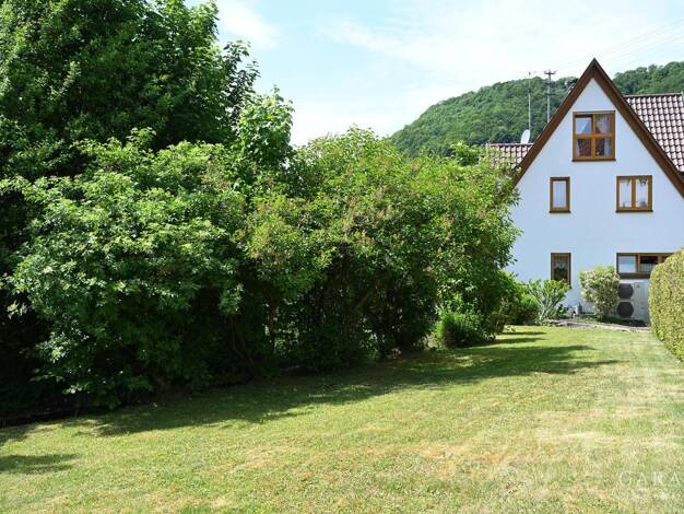 Haus zum Kauf 735.000 € 11 Zimmer 360 m² 8.513 m² Grundstück Gutenberg Lenningen 73252