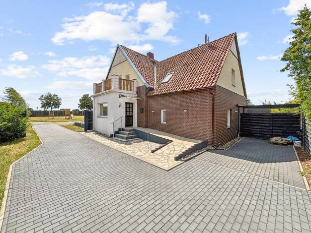 Mehrfamilienhaus zum Kauf 249.999 € 7 Zimmer 202,7 m² 2.137 m² Grundstück Altmerdingsen Uetze 31311