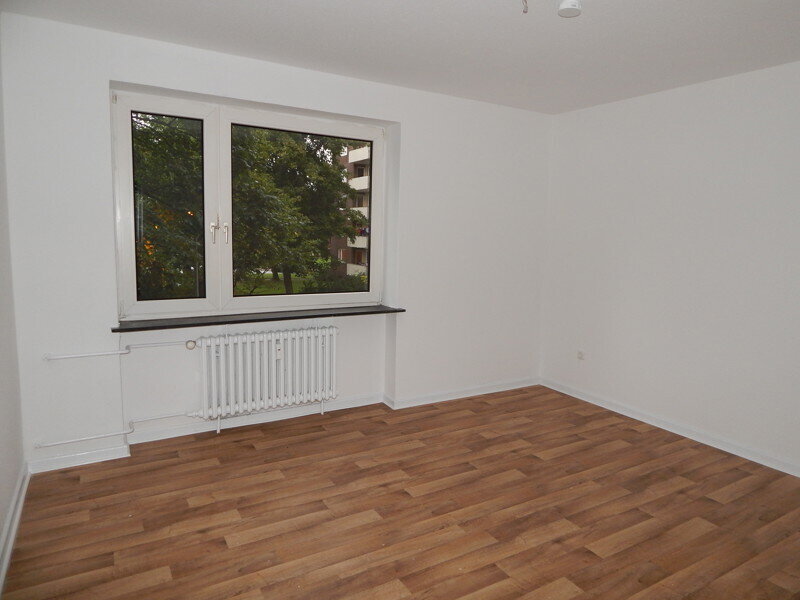 Wohnung zur Miete 515 € 3,5 Zimmer 84,2 m²<br/>Wohnfläche 1.<br/>Geschoss ab sofort<br/>Verfügbarkeit Am Brautsee 28-30 St.-Jürgen-Schule Schleswig 24837