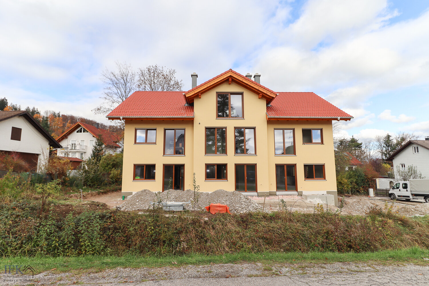 Reihenmittelhaus zum Kauf 698.000 € 5 Zimmer 128 m²<br/>Wohnfläche 173 m²<br/>Grundstück Sulz Peißenberg 82380