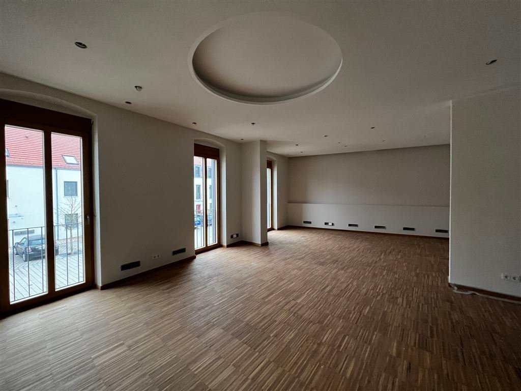 Bürofläche zur Miete provisionsfrei 109,9 m²<br/>Bürofläche Am Schloß 1 Rottenbauer Würzburg 97084