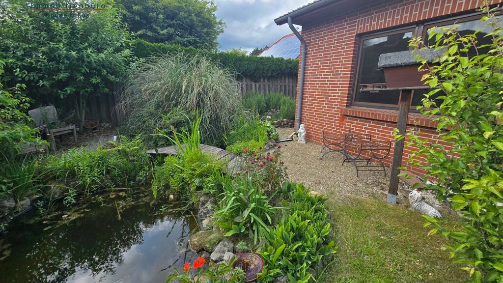 Einfamilienhaus zum Kauf 250.000 € 3 Zimmer 124,9 m² 446 m² Grundstück Scharrel 26683