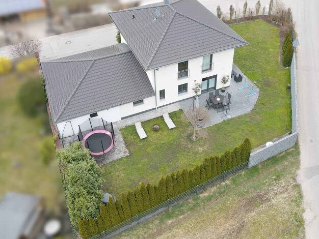 Einfamilienhaus zur Miete 1.800 € 5 Zimmer 156 m² 672 m² Grundstück frei ab 01.01.2027 Unterahrain Essenbach 84051