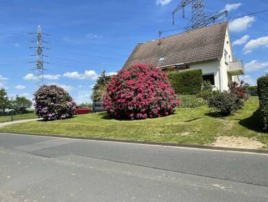 Mehrfamilienhaus zum Kauf 565.000 € 7 Zimmer 185 m² 3.232 m² Grundstück Süchterscheid Hennef (Sieg) 53773