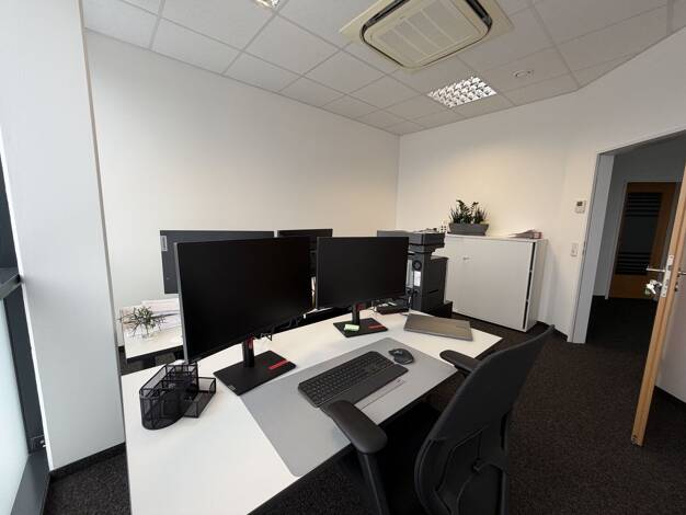 Bürofläche zur Miete provisionsfrei 2.650 € 149 m² Bürofläche Ritter-von-Schoch-Straße Schönbrunn Landshut 84036