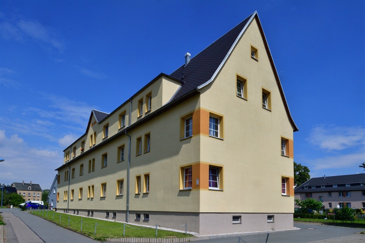 Wohnung zur Miete 539 € 4 Zimmer 77 m²<br/>Wohnfläche 2.<br/>Geschoss 01.03.2025<br/>Verfügbarkeit Pestalozzistr. 14 Oelsnitz Oelsnitz 09376