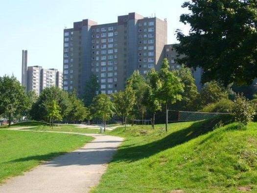 Wohnung zur Miete 809 € 3 Zimmer 75 m² 10. Geschoss frei ab 01.06.2026 Gruberstraße 2 Kranichstein Darmstadt 64289