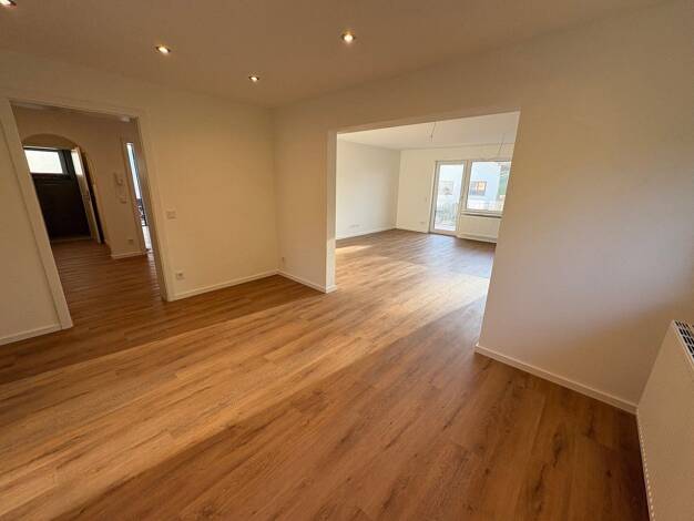 Wohnung zur Miete 1.600 € 5 Zimmer 135 m² EG Frühlingstraße 9 Mutschelbach Karlsbad 76307
