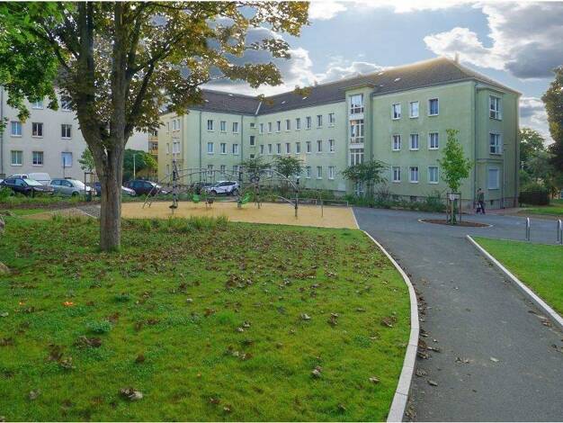 Wohnung zur Miete 233 € 2 Zimmer 48,6 m² 1. Geschoss Paul-Schneider-Straße 4 Stadtmitte Plauen 08525
