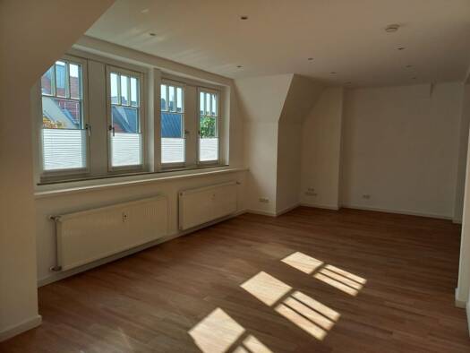 Wohnung zur Miete 1.120 € 1 Zimmer 80 m² 2. Geschoss frei ab 01.11.2026 Blumenthalstraße 11 Westerberg Osnabrück 49076