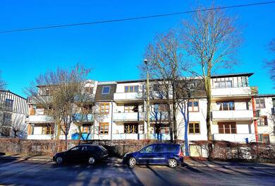 Wohnung zur Miete 315 € 2 Zimmer 56,9 m² Dachgeschoss, 3. Geschoss Willy-Brandt-Str. 8 Chrieschwitz Plauen 08529