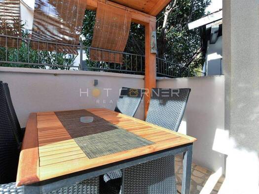 Haus zum Kauf 394.000 € 9 Zimmer 215 m² Pomer, Medulin Premantura, Pomer