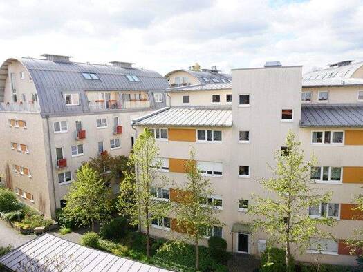 Wohnung zur Miete 471 € 2 Zimmer 53,8 m² 3. Geschoss frei ab 28.01.2026 Großenhainer Str. 78A Pieschen-Nord/Trachenberge Dresden 01127