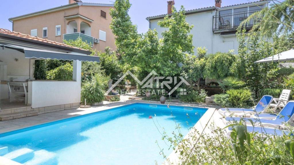Haus zum Kauf 545.000 € 7 Zimmer 270 m² Porec Luka