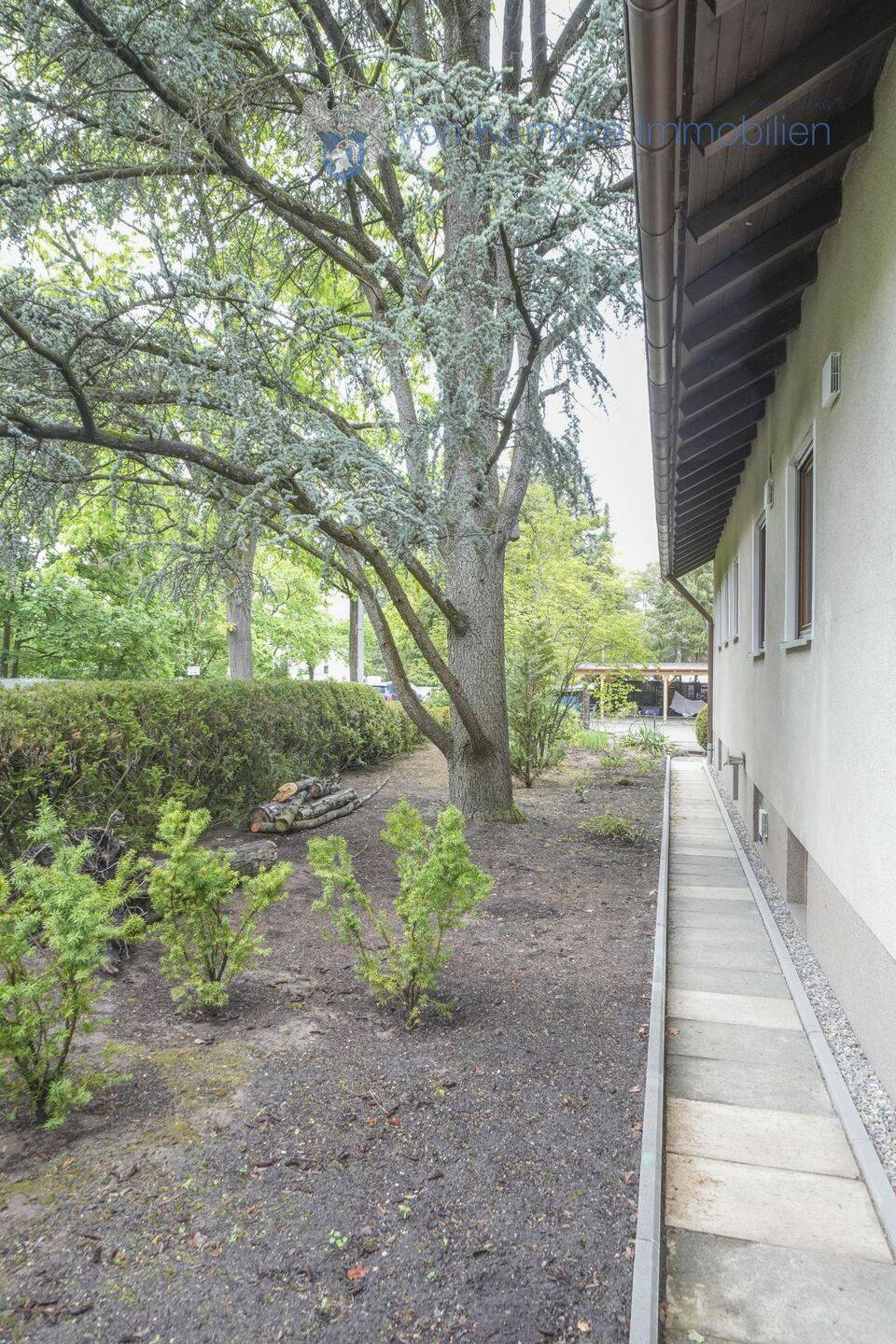 Einfamilienhaus zur Miete - Ansicht 2
