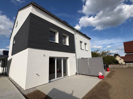 Doppelhaushälfte zur Miete 2.200 € 6 Zimmer 138 m² 350 m² Grundstück frei ab sofort Altomünster Altomünster 85250