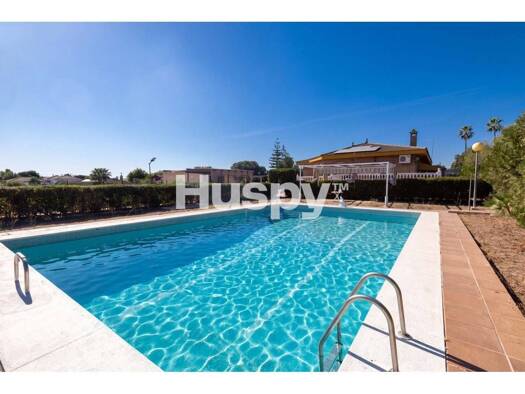 Villa zum Kauf 430.000 € 4 Zimmer 280 m² 2.500 m² Grundstück >Calle Carlos Cano > La Rinconada 41309