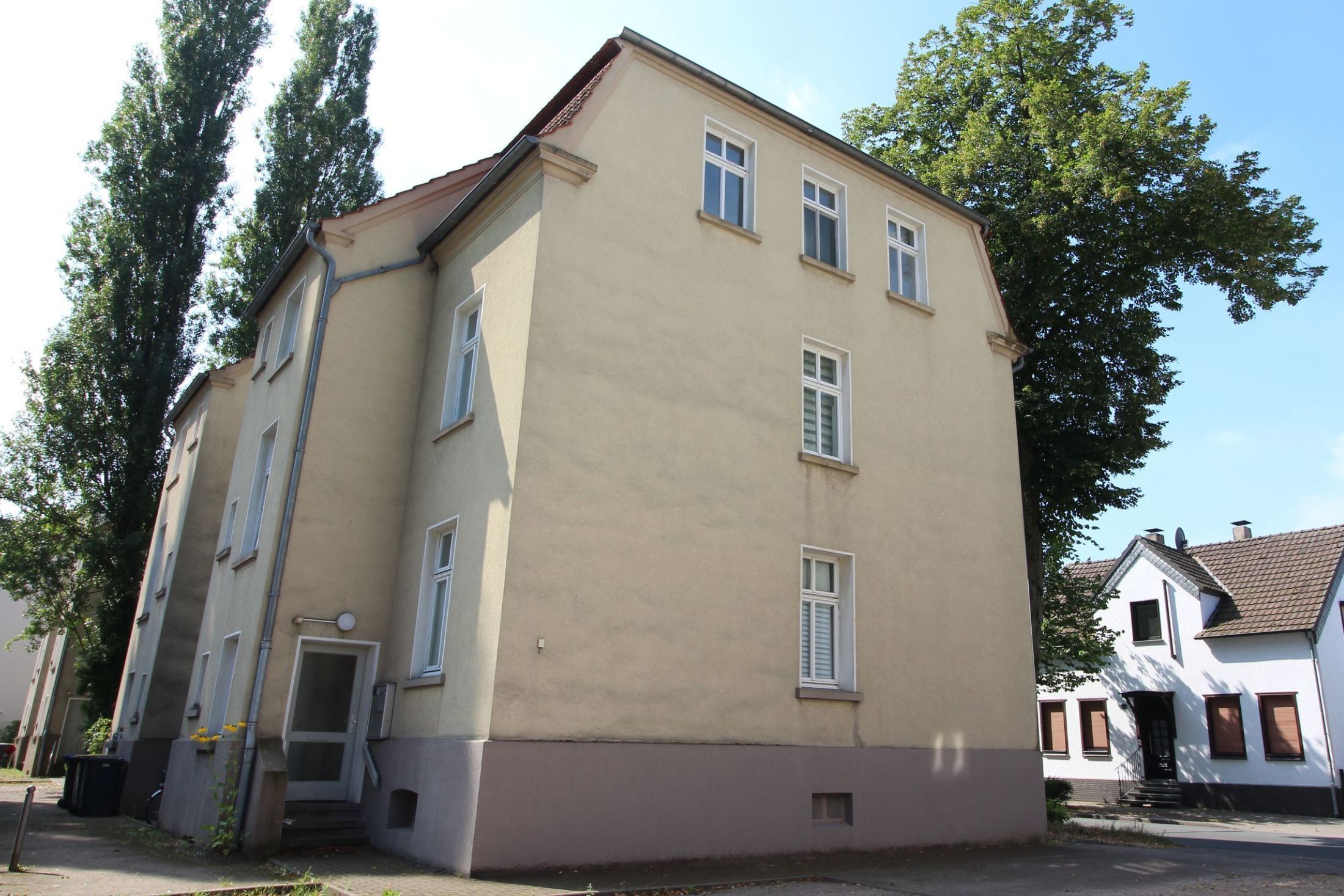 Wohnung zur Miete 329 € 3 Zimmer 68 m²<br/>Wohnfläche 2.<br/>Geschoss ab sofort<br/>Verfügbarkeit Königstraße 83 König-Ludwig Recklinghausen 45663