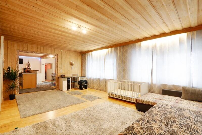 Immobilie in Sankt Englmar - Kapitalanlage mit Urlaubsflair - Mehrfamilienhaus mit 9 Wohneinheiten in St. Englmar! - Bild 2