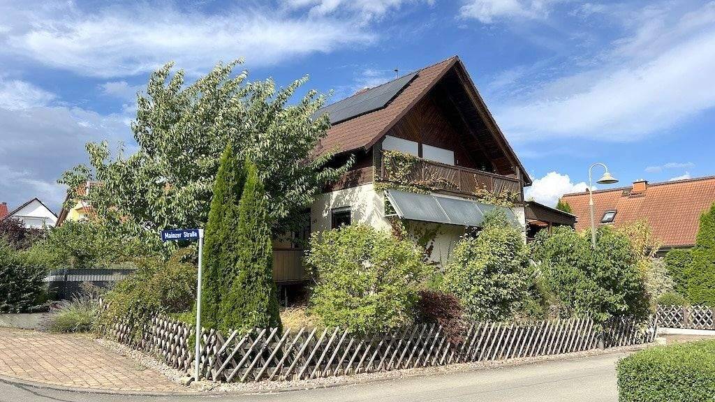 Einfamilienhaus zum Kauf provisionsfrei 230.000 € 5 Zimmer 121 m² 447 m² Grundstück Bienstädt 99100