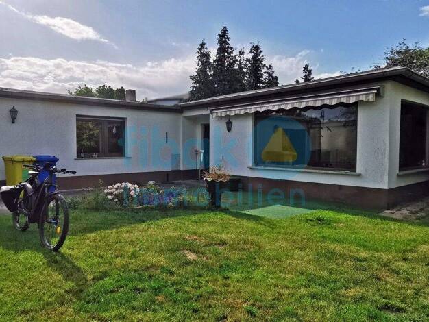 Bungalow zum Kauf 189.000 € 3 Zimmer 87,8 m² 701 m² Grundstück Delitzsch Delitzsch 04509