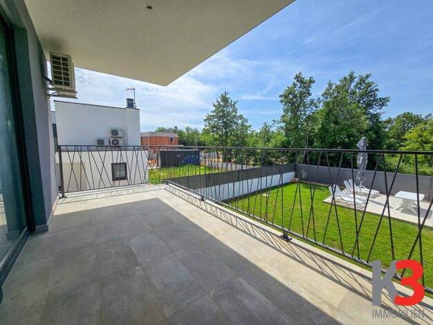 Wohnung zum Kauf 197.000 € 3 Zimmer 63 m² 1. Geschoss Porec 52440