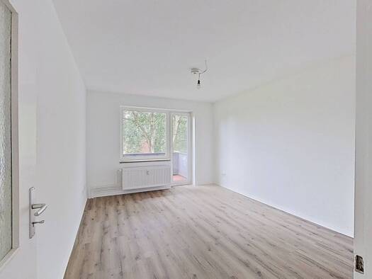 Wohnung zur Miete 689 € 4 Zimmer 72,4 m² frei ab 15.09.2026 Liegnitzer Straße 14 Rendsburg 24768