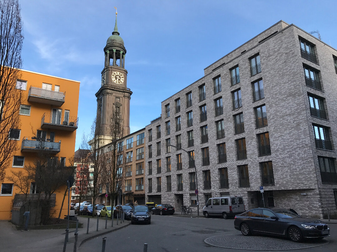 Wohnung zur Miete 1.827,50 € 2 Zimmer 89 m²<br/>Wohnfläche 5.<br/>Geschoss 01.10.2024<br/>Verfügbarkeit Gerstäckerstr. 11 Neustadt Hamburg 20459