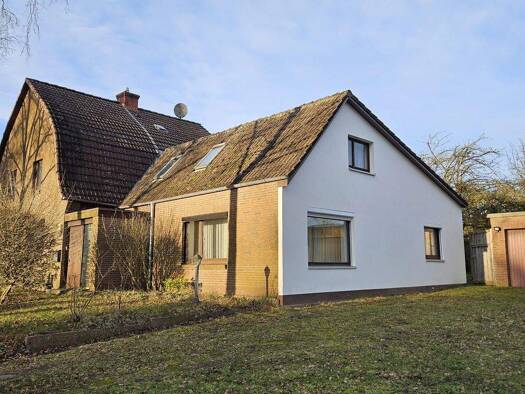 Haus zum Kauf 185.000 € 6 Zimmer 130 m² 888 m² Grundstück Hassee Kiel 24113