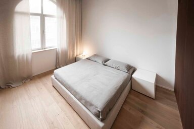 Wohnung zum Kauf 300.000 € 2 Zimmer 75,3 m² EG Uerdingen - Markt Krefeld 47829